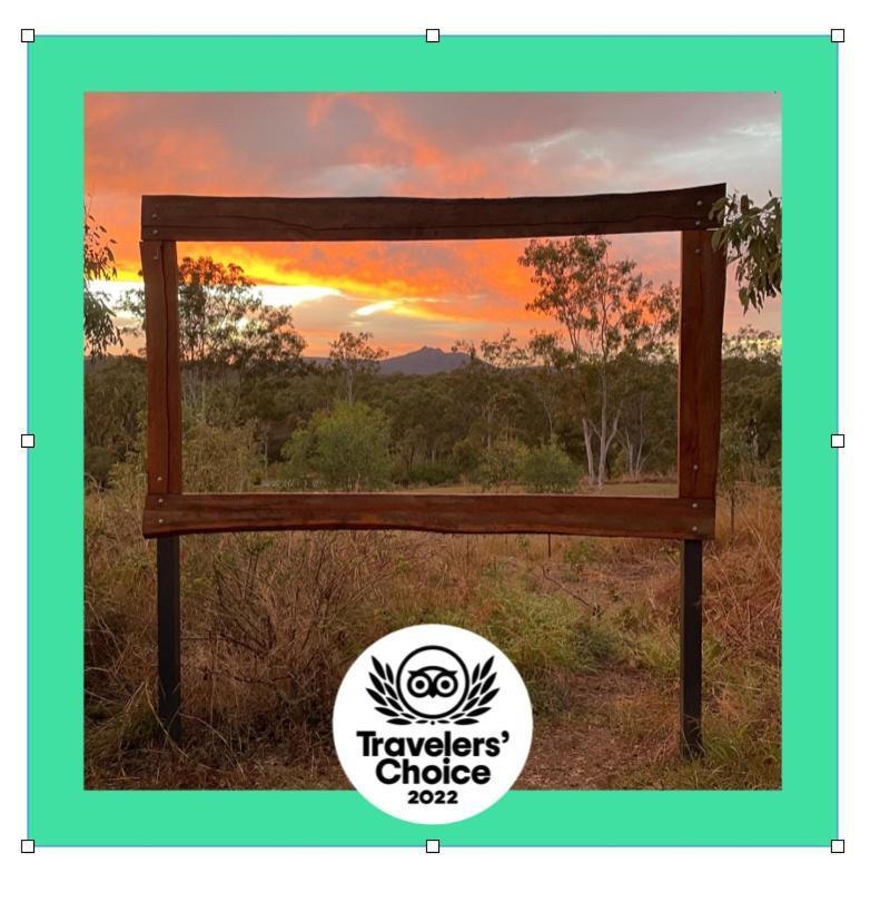 Отель Mt Larcom Tourist Park Mount Larcom Экстерьер фото